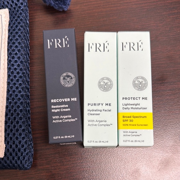 Mini/Travel size New Fre Suncare Essentials! NEW SEALED - Picture 2 of 4